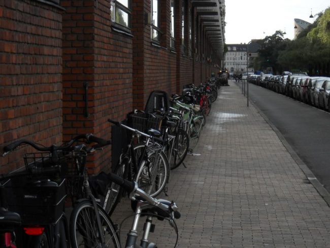 Madrid ciclista se acerca y analiza el ciclismo urbano en Copenhague